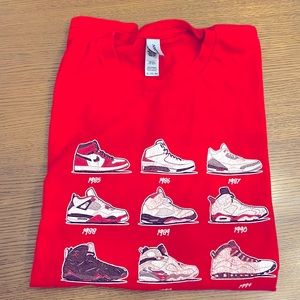 Gildan 100% Heavy Cotton Red “Jordan Retro” Graphic T-Shirt Air Jordan History